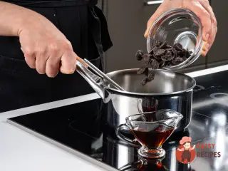 Крок 2: Пісочна шоколадна панакота