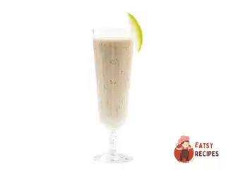 Смузі з яблуком і корицею