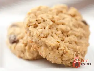 Ранкове вівсяне печиво з морквою та горіхами