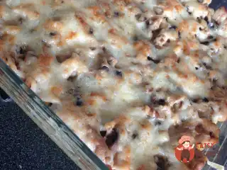 Картопляна запіканка з курячим жюльєном