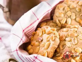 Пісочне печиво з арахісом