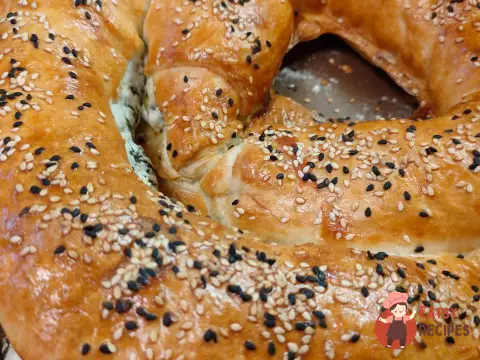 Рулет із сиром і шпинатом