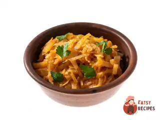 Тушкована капуста