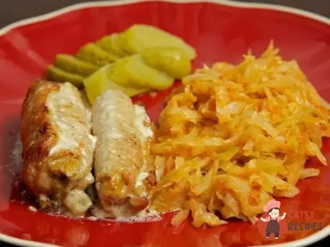 Рулети зі свинини з грибами