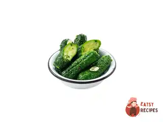 Малосольні огірки в пакеті