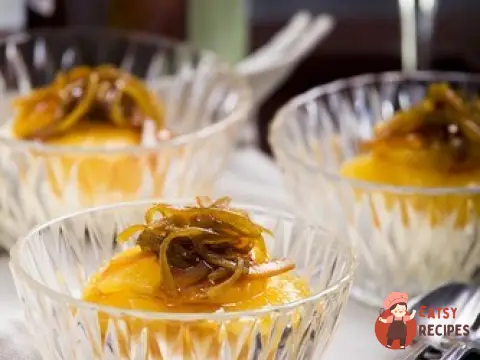 Ванільний рисовий пудинг з глазурованими апельсинами