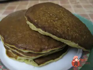 Пшоняні панкейки