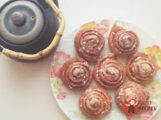 Булочки з корицею та цукром