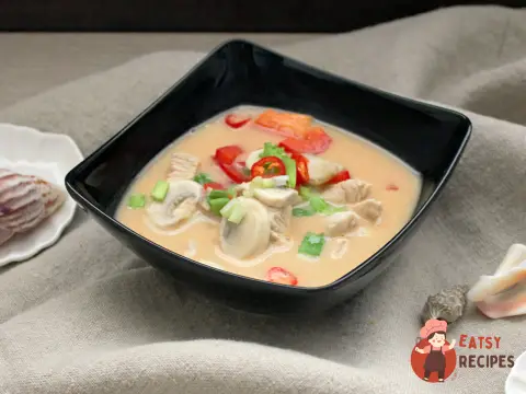 Том кха кай