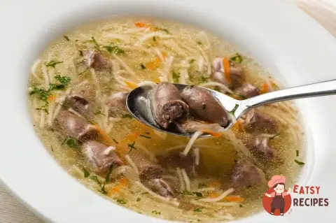 Суп з курячими серцями