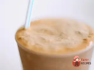 Ранковий фруктовий коктейль