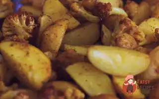 Цвітна Капуста З Картоплею В Індійських Спеціях
