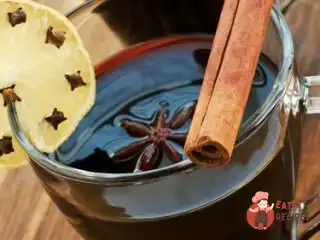 Новорічний глінтвейн з цитрусовим ароматом та спеціями