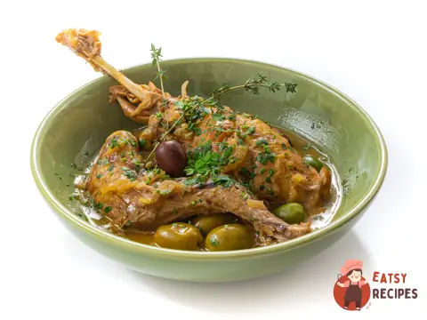 Фрікас з кролика з оливками
