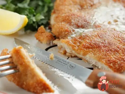 Курячі грудки в паніровці
