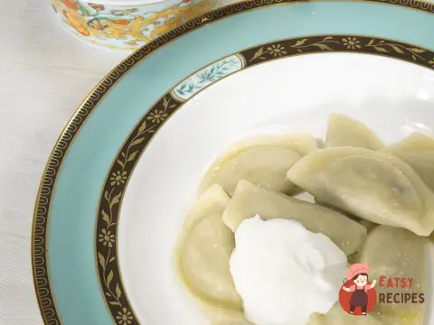 Вареники з картоплею та грибами