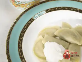 Вареники з картоплею та грибами