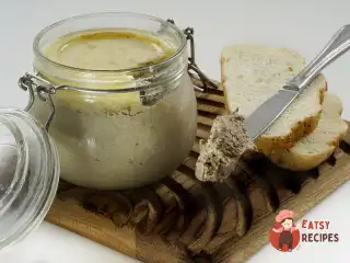 Класичний паштет із курячої печінки