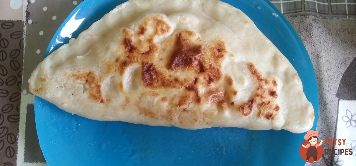 Кутаби з картоплею та цибулею