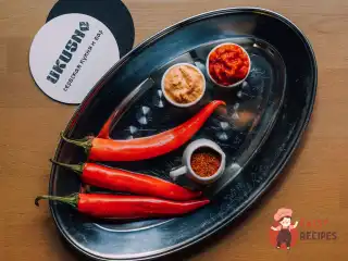 Айвар з перцями та баклажанами