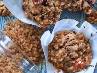 Бананові мафіни з журавлиною на цільнозерновому борошні