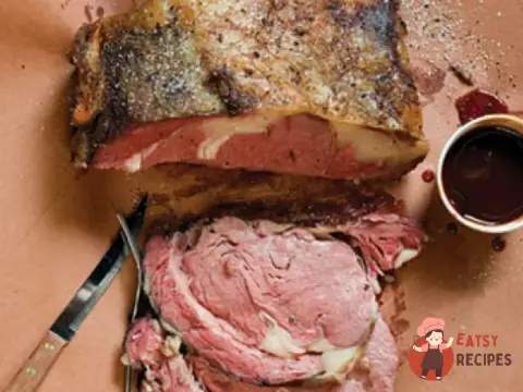 Копчене м'ясо з персиковим соусом чипотлі