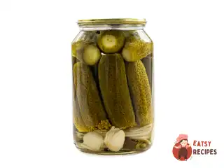 Хрусткі огірки з оцтом на зиму