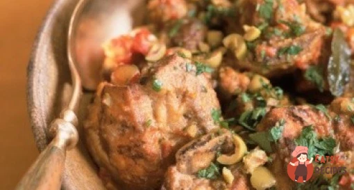 Сациві з курки з волоськими горіхами та анісом