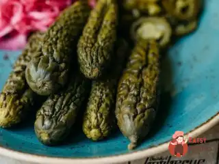 Огірки, мариновані у бурбоні