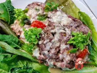 М'ясний рулет капрезе