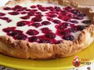 Пиріг з вишнею