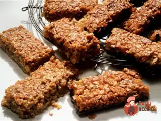Геркулесовий пиріг з фундуком