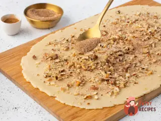 Крок 7: Плетінка з горіхами