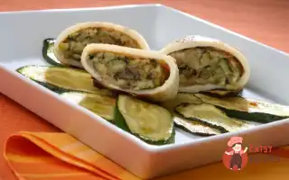 Кальмари, Фаршировані Цукіні, Грибами Та Картоплею