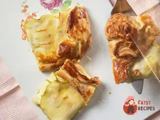 Пиріг з сиром та яблуками