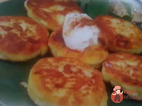 Сирники з яблуками