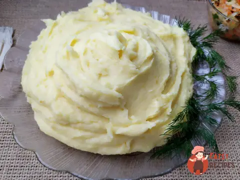 Картопляне пюре з пармезаном