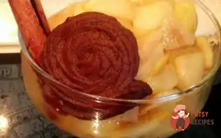 Яблучно-Грушеве Компоті З Апельсинами Та Шоколадним Печивом