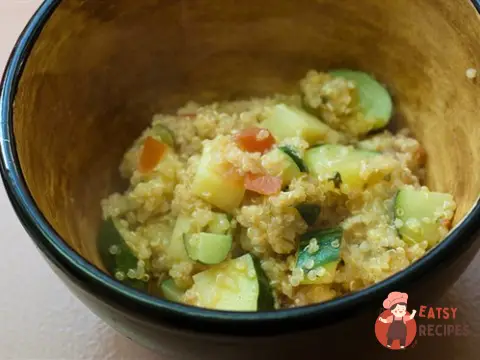 Кіноа з овочами та спеціями