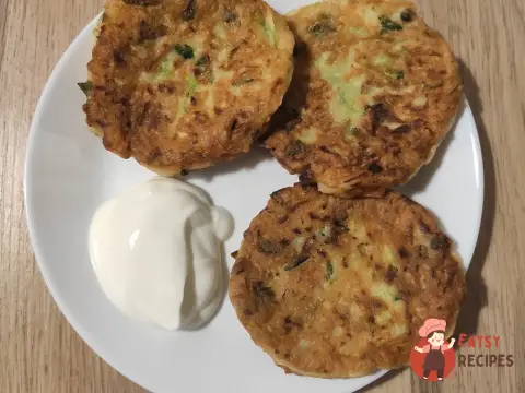 Легкі оладки з кабачком