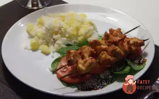 Балінезійське Соте З Курки З Рисом Та Ананасами.