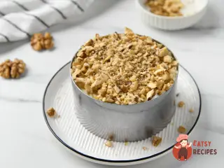 Крок 6: Королівський салат із волоськими горіхами