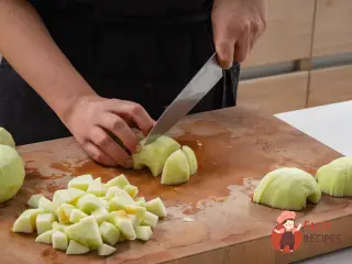 Крок 2: Шарлотка в мультиварці