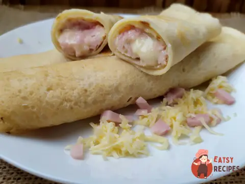 Млинці з шинкою та сиром