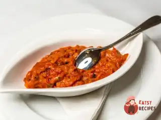 Айвар із червоного болгарського перцю