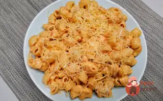 Макарони Мецці-Гоміті З Сиром Та Томатним Соусом