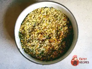 Кускус з морквою та кінзою