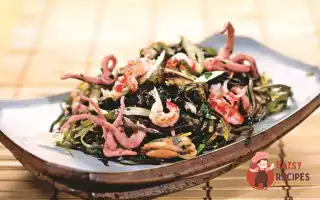 Салат З Морепродуктами Та Морською Капустою.