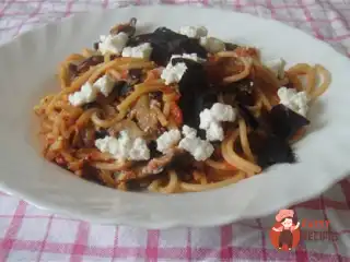 Спагетті алла норма