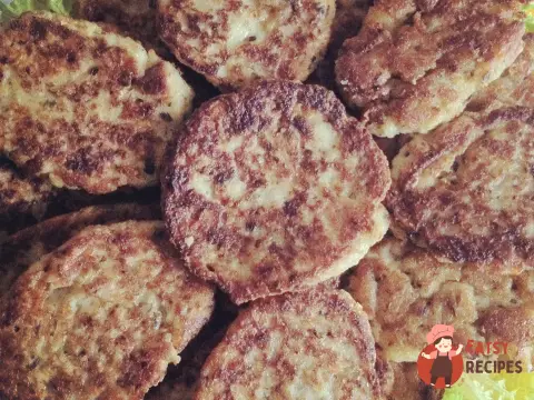 Хлібні апулійські оладки з каперсами та селерою